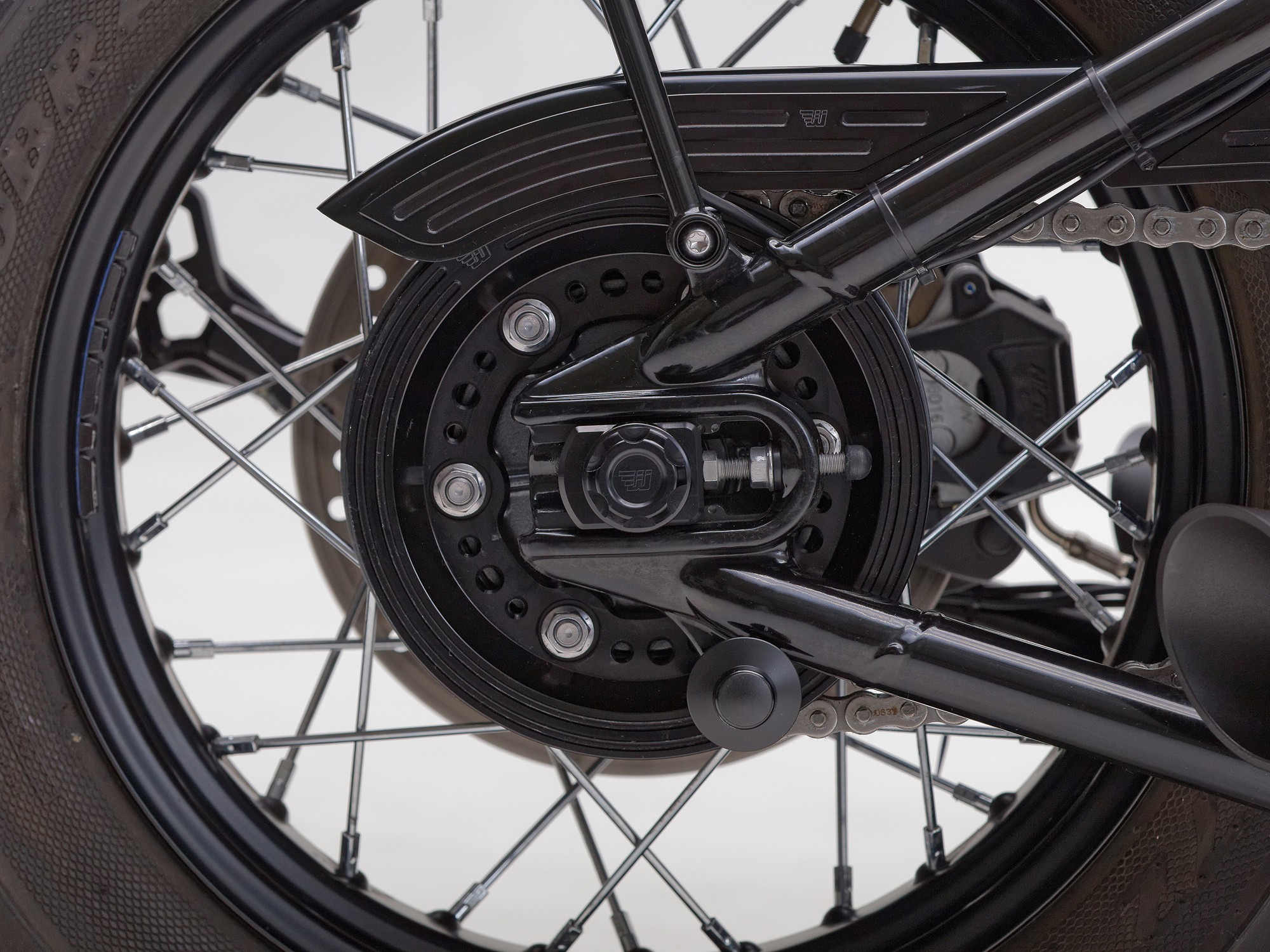Copri catena Wunderkind Custom per TRIUMPH BONNEVILLE BOBBER 1200 2017-2024