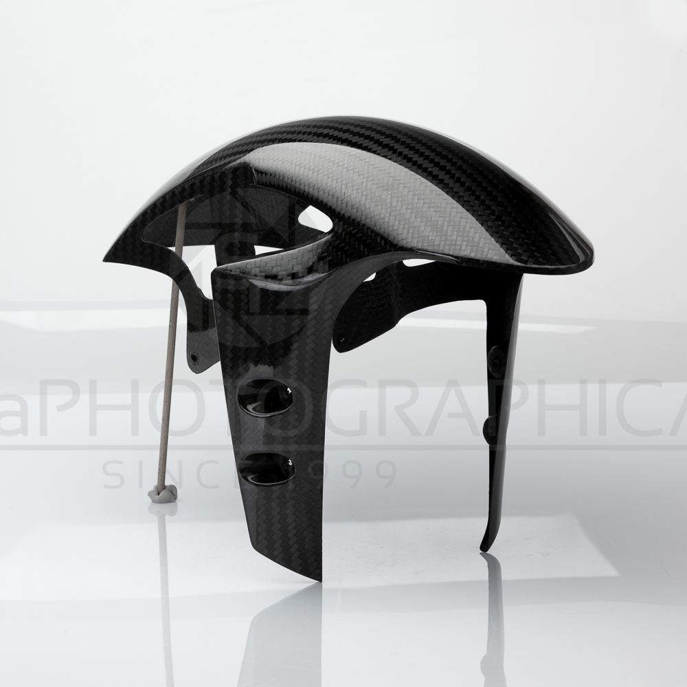 Pafarango anteriore in carbonio Strauss per YAMAHA YZF-R1 2015-2019 versione Racing