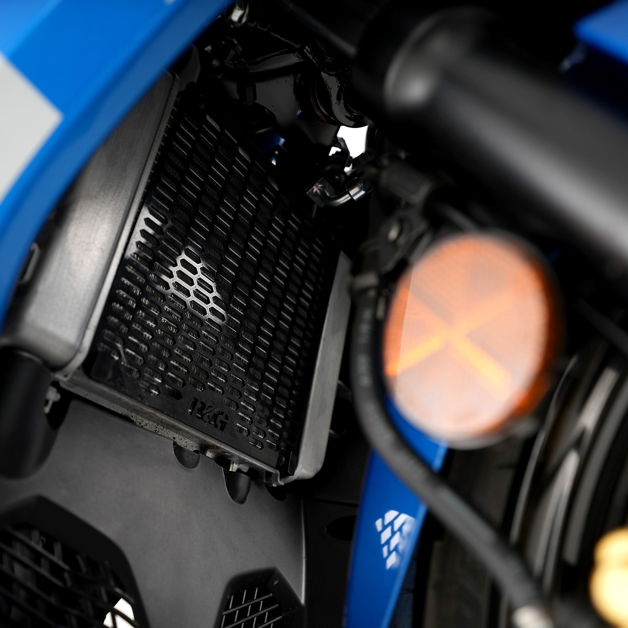 R&G Racing griglia protezione radiatore acqua Pro per SUZUKI GSX-S 125 2017-2020