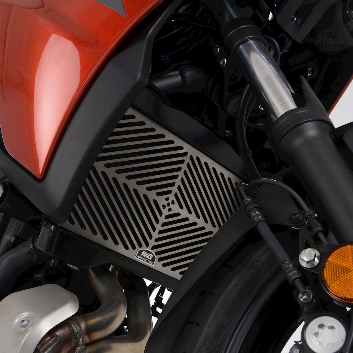 R&G Racing griglia protezione radiatore acqua in acciaio inox per YAMAHA TRACER 7 /GT 2021-2023