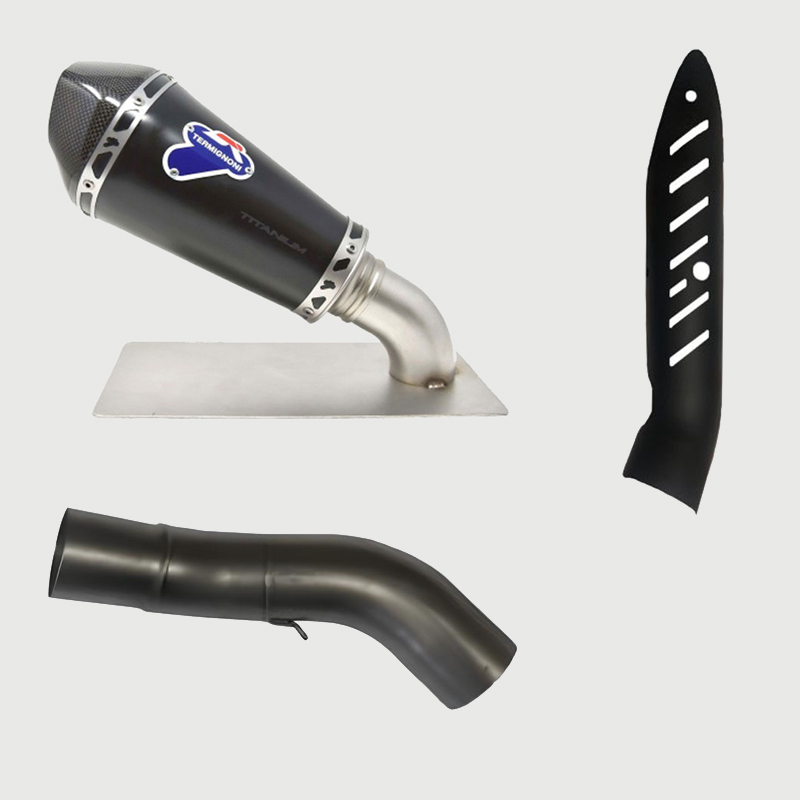 Kit Silenziatore Termignoni Relevance Conico Racing in Titanio Nero con fondello in Carbonio con tubo di raccordo e paracalore per KAWASAKI Z 900 2020-2022