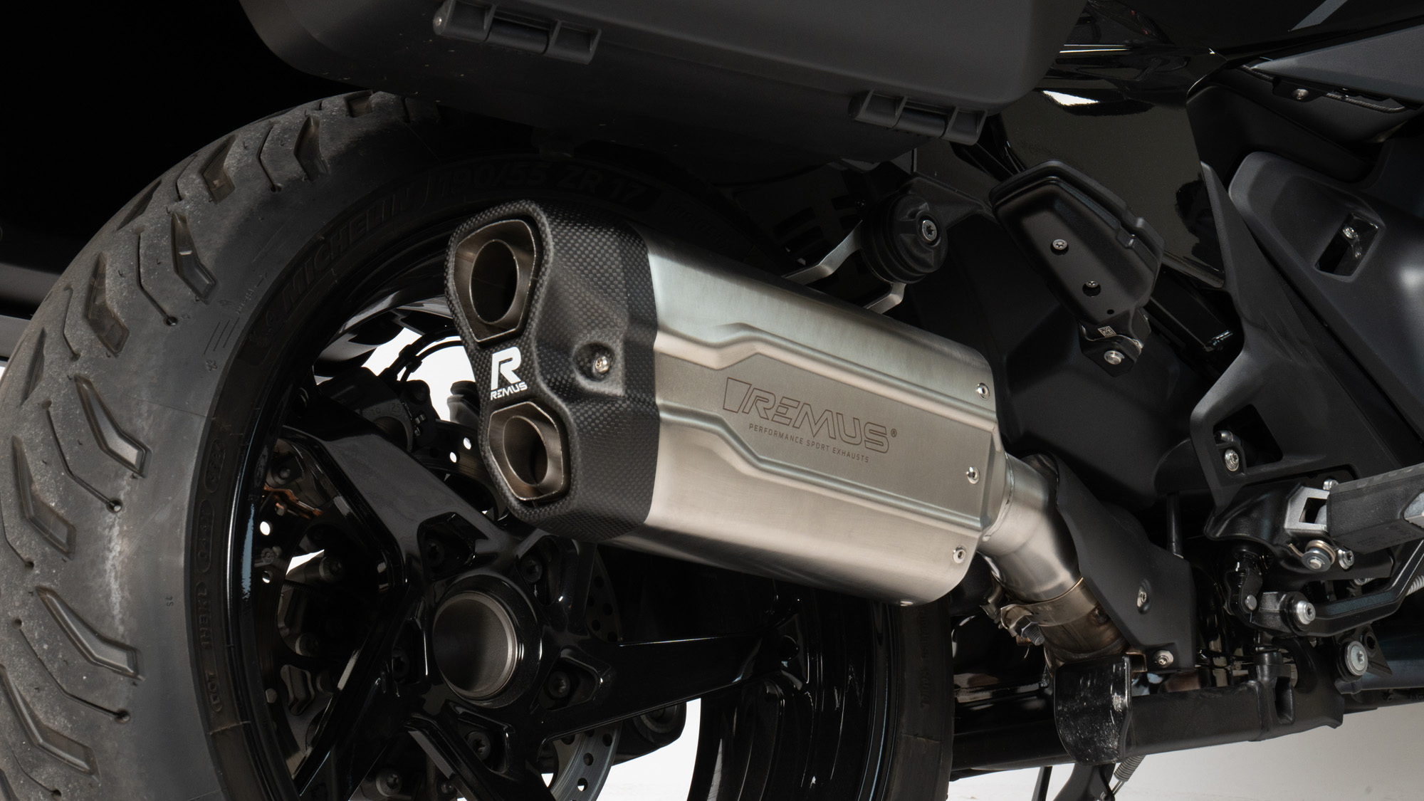 Silenziatore Remus 8 2.0 acciaio spazzolato omologato per BMW R 1300 RT 2025-2026
