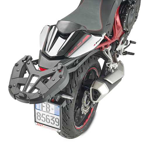 Attacco posteriore specifico per bauletto MONOKEY o MONOLOCK per HONDA CB 750 HORNET 2023-2024
